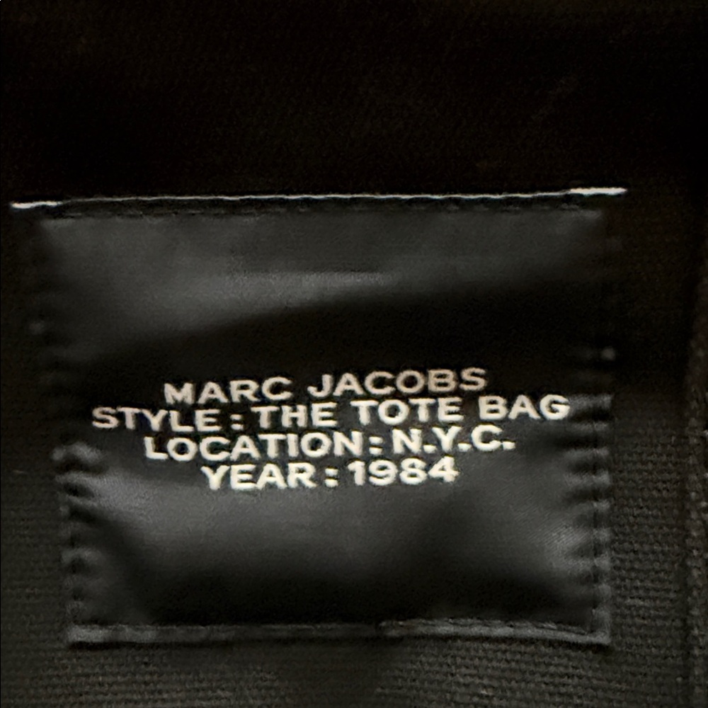Marc Jacobs The CANVAS SMALL TOTE BAG - Picture 6 of 13